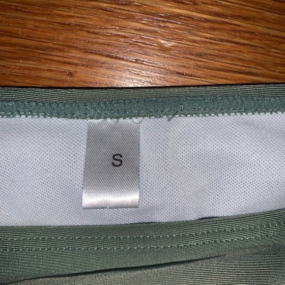 Bikini bottom size small NWT sage green tie strings lomitti - Picture 4 of 8